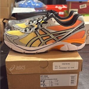 Brand new ASICS GT-2160 Sun Peach/Banana Cream size 8m/9.5w, 9m/10.5w